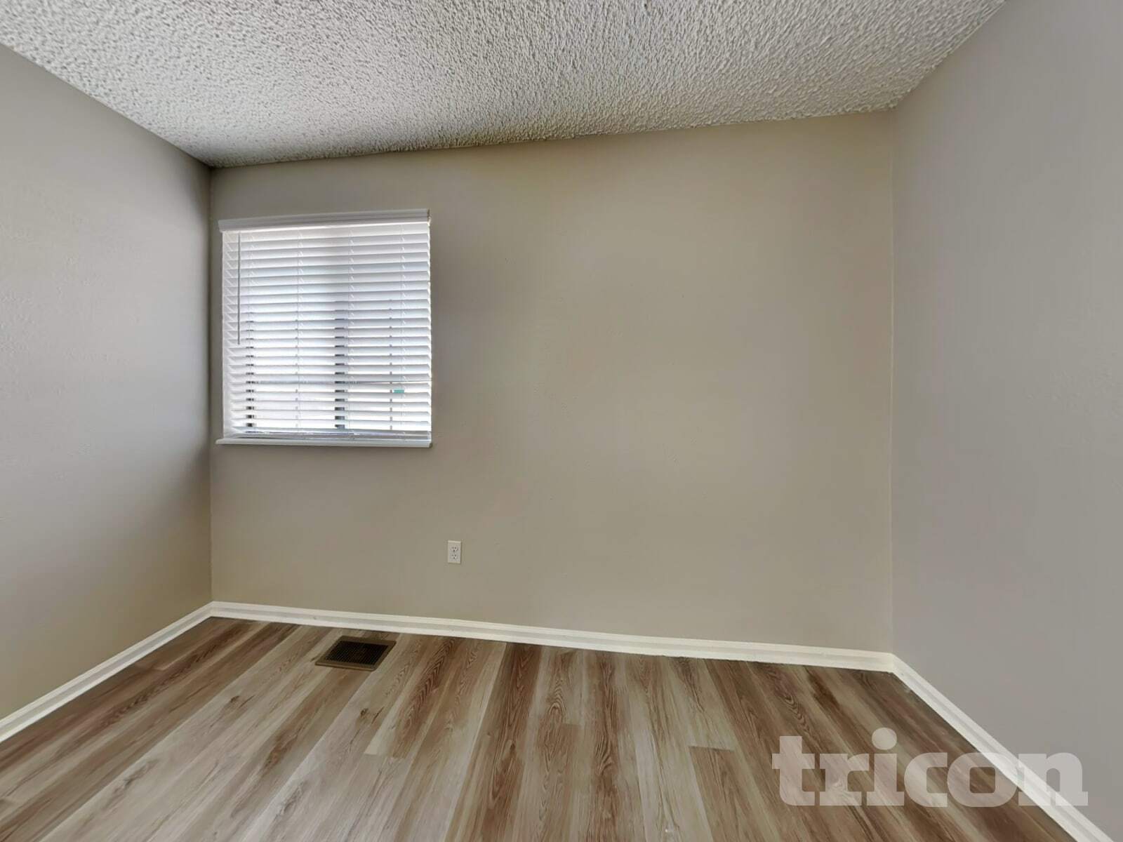 Building Photo - 9181 Newton St