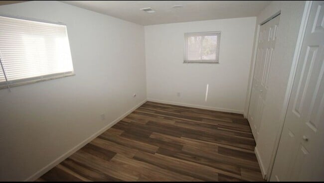 Building Photo - 6252 S Ash Cir W