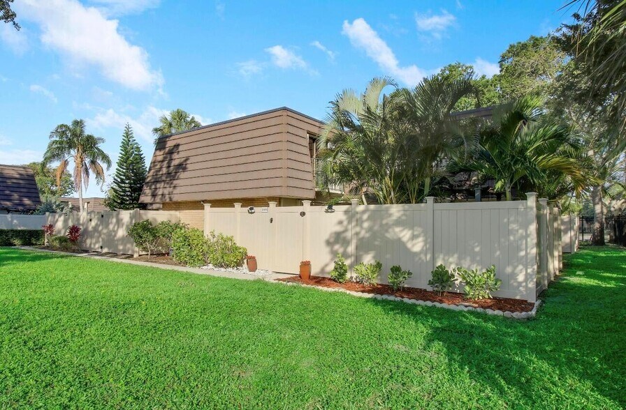 Building Photo - 6906 69th Way