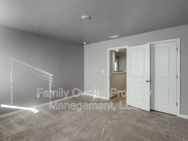 Building Photo - 193 Rosefield Ct