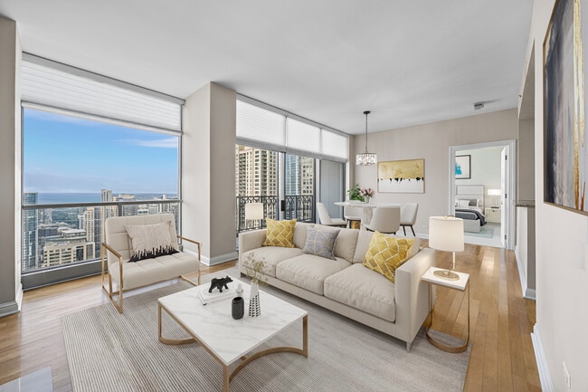 Building Photo - 21 E Huron St