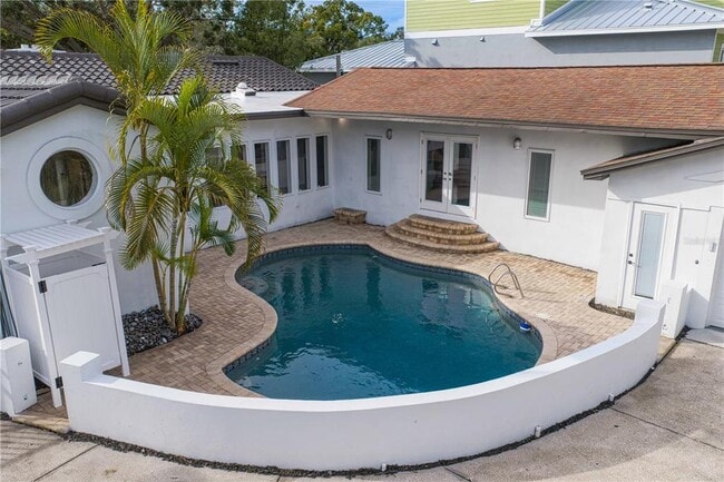 Building Photo - 2610 S Dundee St