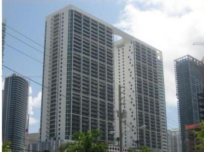 Building Photo - 55 SE 6th St