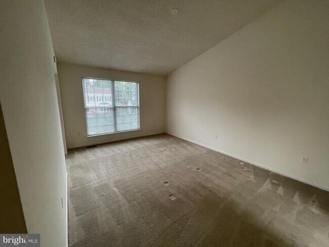 Building Photo - 2807 White Birch Ct
