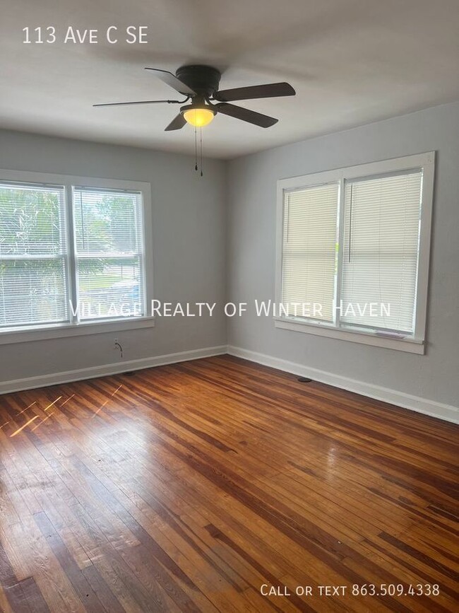 Building Photo - Ease in to this Quaint 2 Bedroom 1 Bath in...