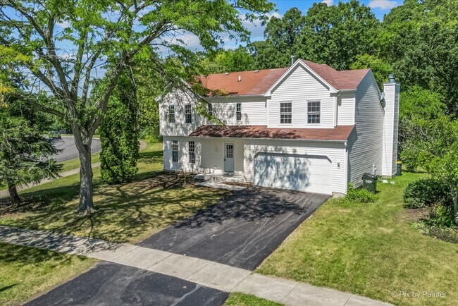 Building Photo - 731 Hickory Ln
