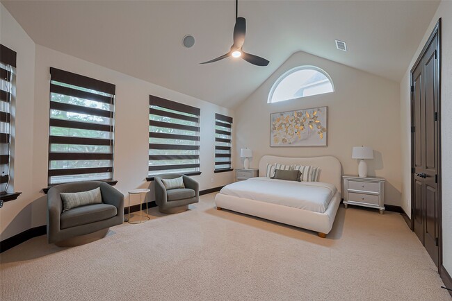 Building Photo - 26 S Swanwick Pl