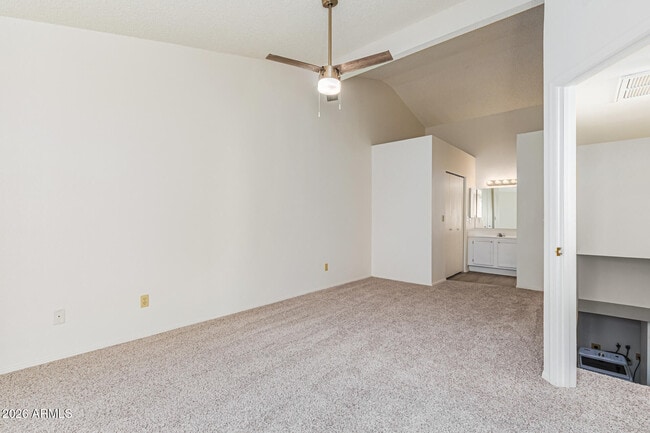 Building Photo - 625 S Westwood