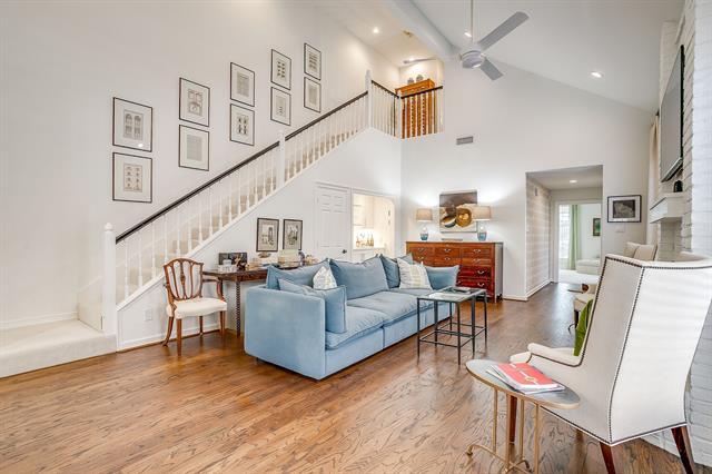 Building Photo - 1301 Belle Pl