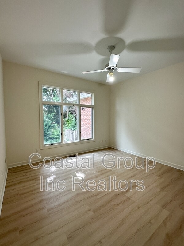 Building Photo - 1661 Spring House Trail