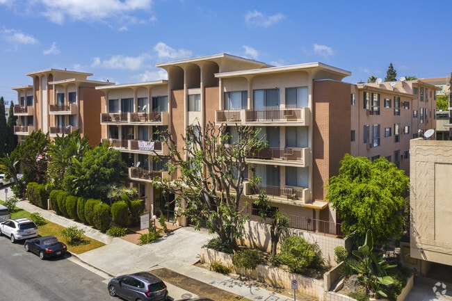 Building Photo - Majestic East & West Apartments