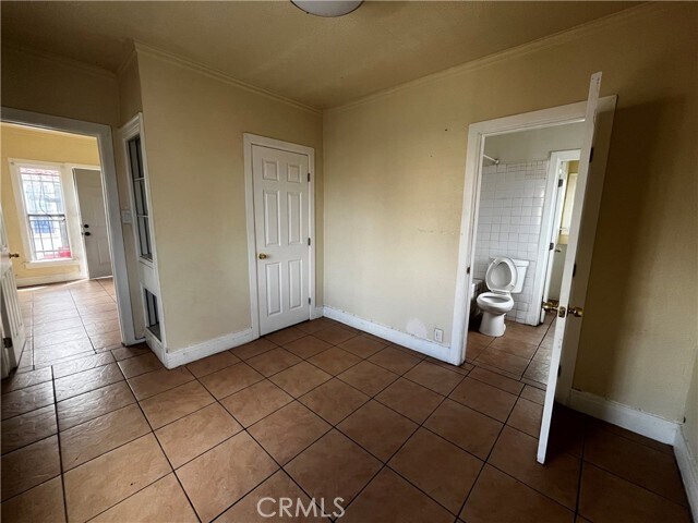 Building Photo - 6325 S Figueroa St