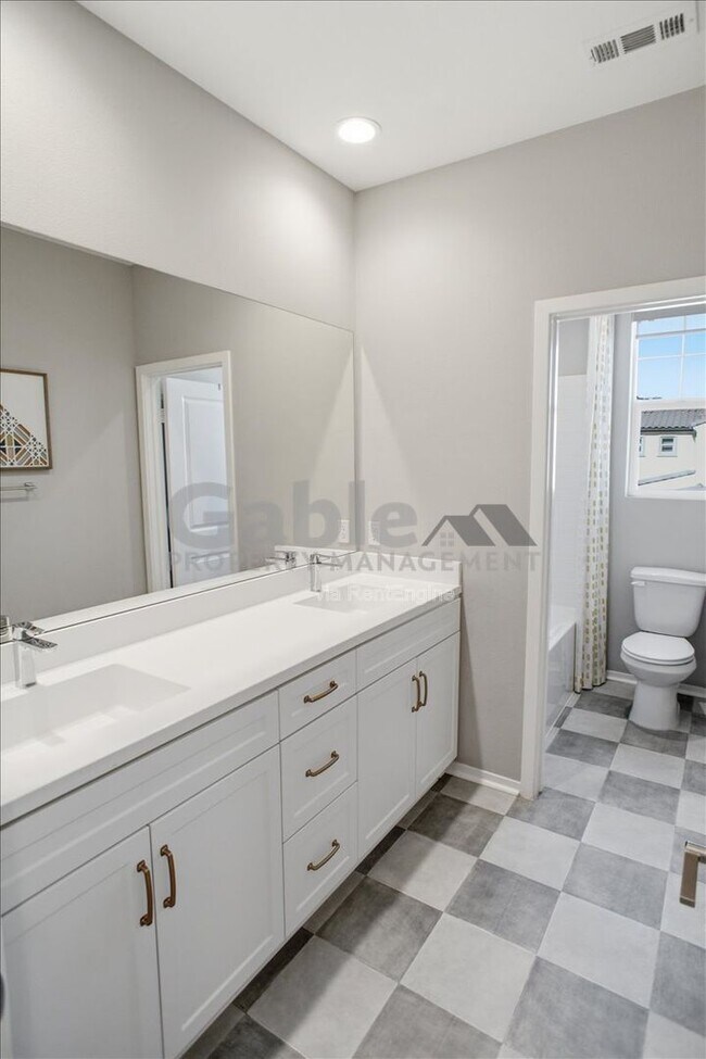 Building Photo - 18262 Astro Ct