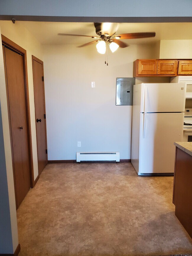 Dining Room - 1500 32nd Ave SW