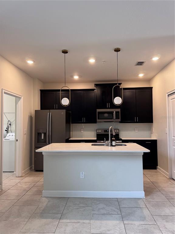 Building Photo - 12036 Sonnet Ave