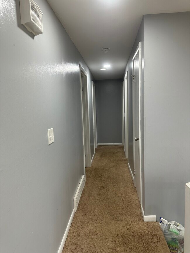 Building Photo - 1011 Hudson St