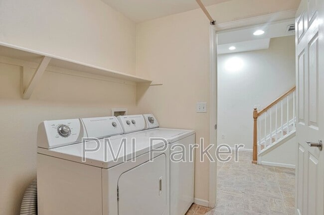 Building Photo - 1508 Royal Troon Dr