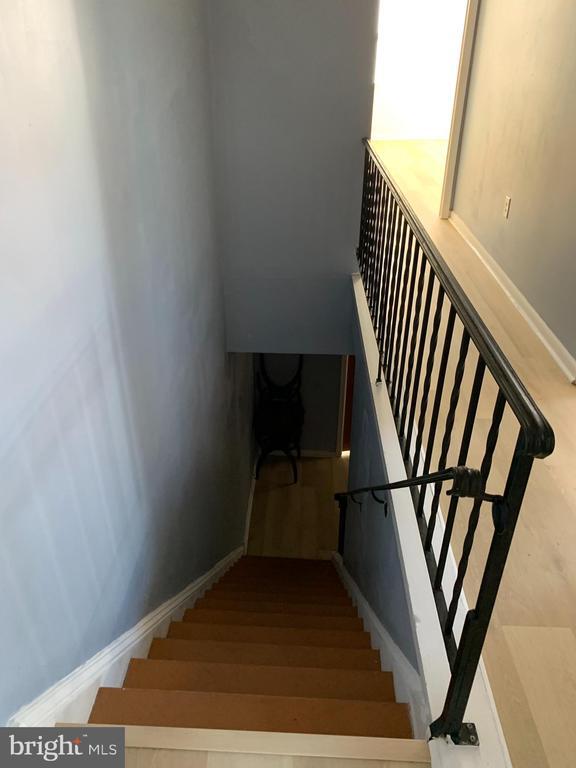 Building Photo - 1805 S 5th St