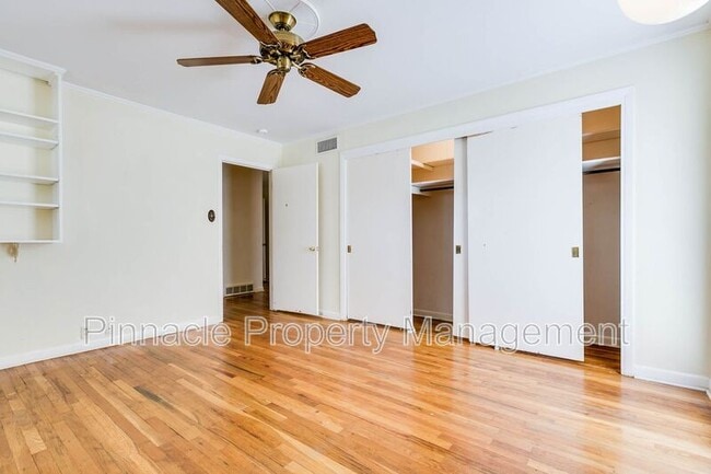 Building Photo - 2618 A&M