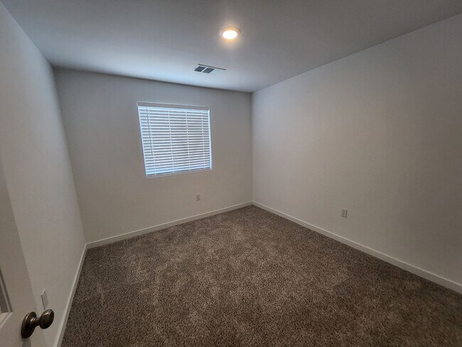 Building Photo - 7308 Erskineville Dr