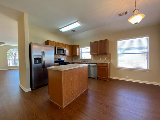 Building Photo - 3323 Alexander Valley Cove