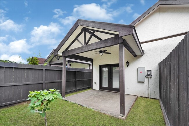 Building Photo - 29527 Turnbury Village Dr