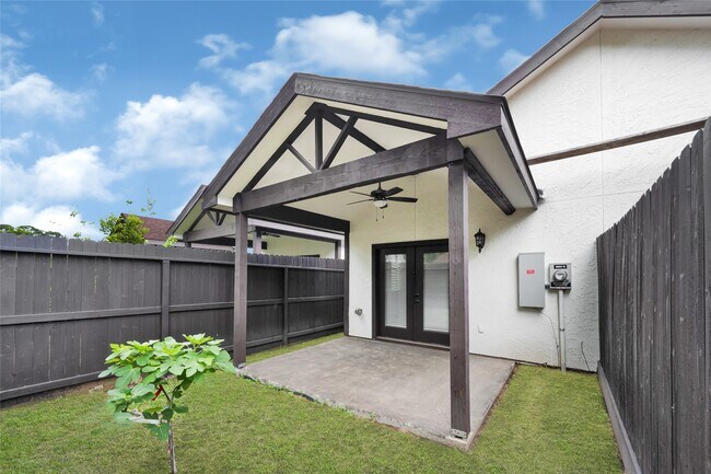 Building Photo - 29529 Turnbury Village Dr