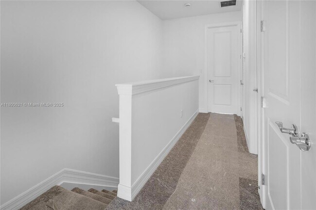 Building Photo - 8353 NW 7th Ct