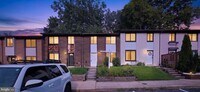 Building Photo - 6556 Pennacook Ct
