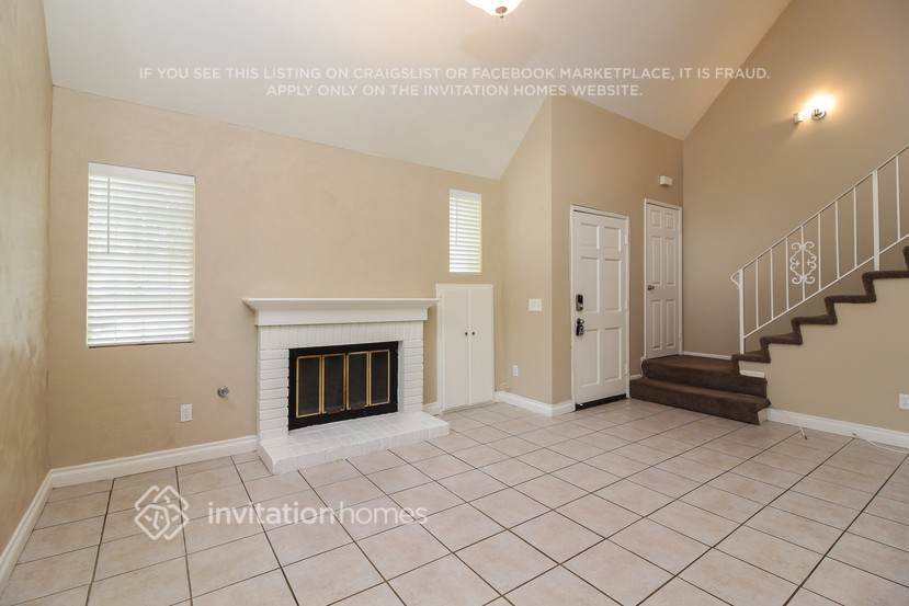 Building Photo - 8029 Linares Ave