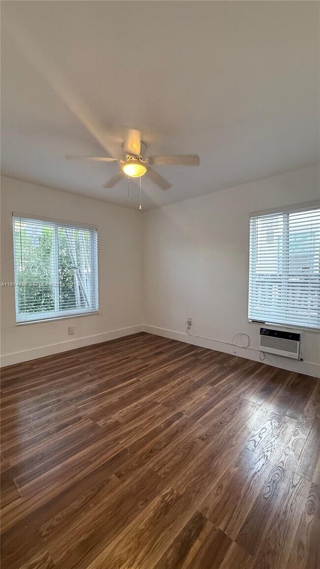 Building Photo - 630 79th St