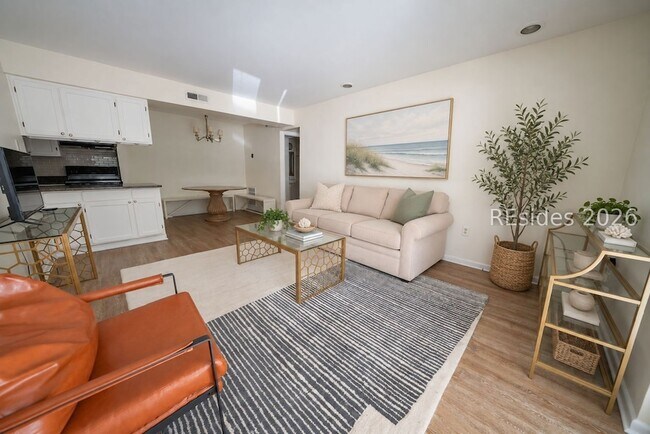 Building Photo - 141 Lamotte Dr