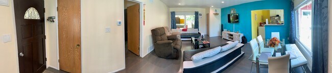 Building Photo - 11659 Harvard Dr