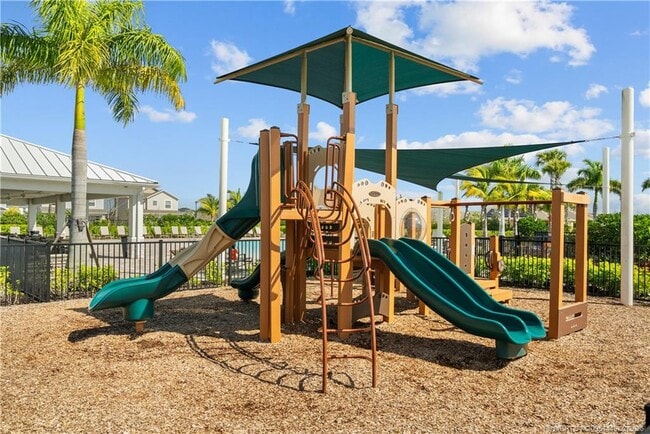 Building Photo - 10760 SW Cremona Way