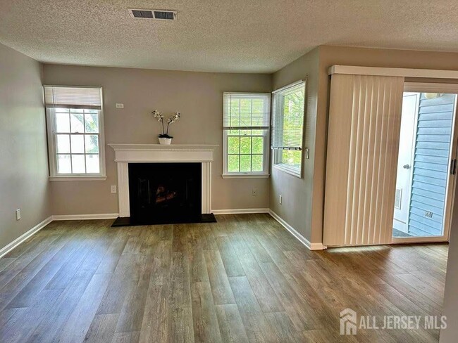 Primary Photo - 120 Edpas Rd