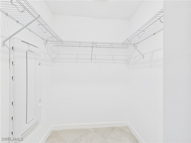 Building Photo - 5555 Double Eagle Cir