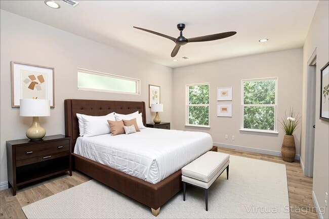 Building Photo - 13734 Canal St