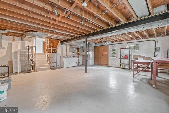 Building Photo - 6217 Stoneham Rd