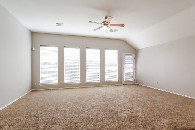 Building Photo - 2703 Facet Creek Dr