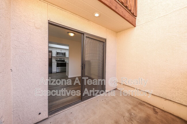 Building Photo - 9420 E Speedway Blvd