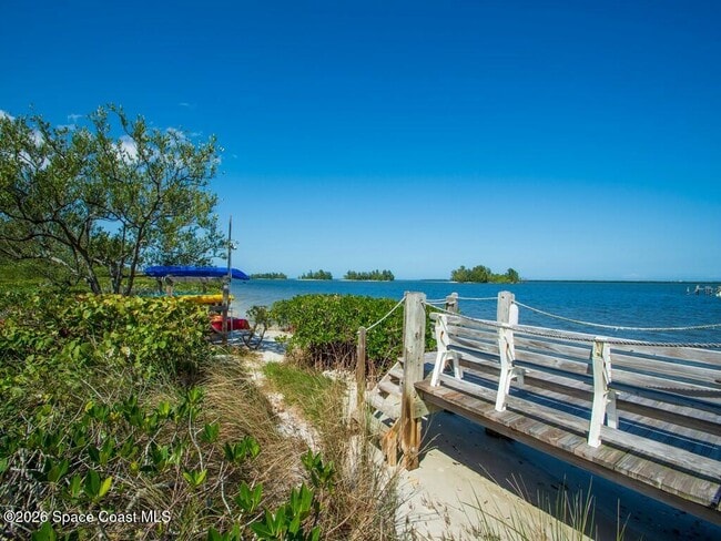 Building Photo - 6240 E Mirror Lake Dr