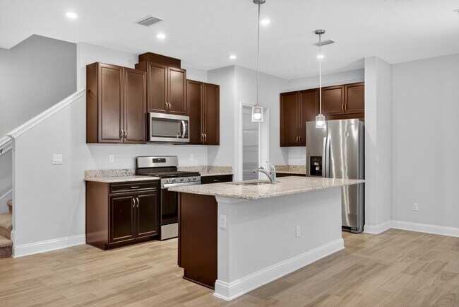 Building Photo - 411 Narrowleaf Dr