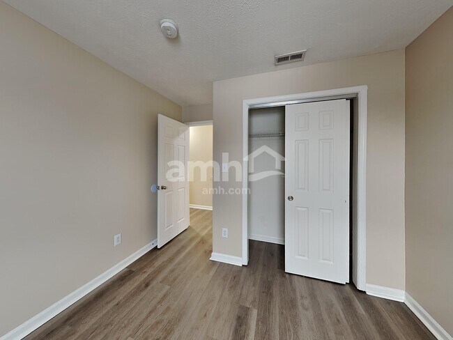 Building Photo - 4143 Apple Creek Dr