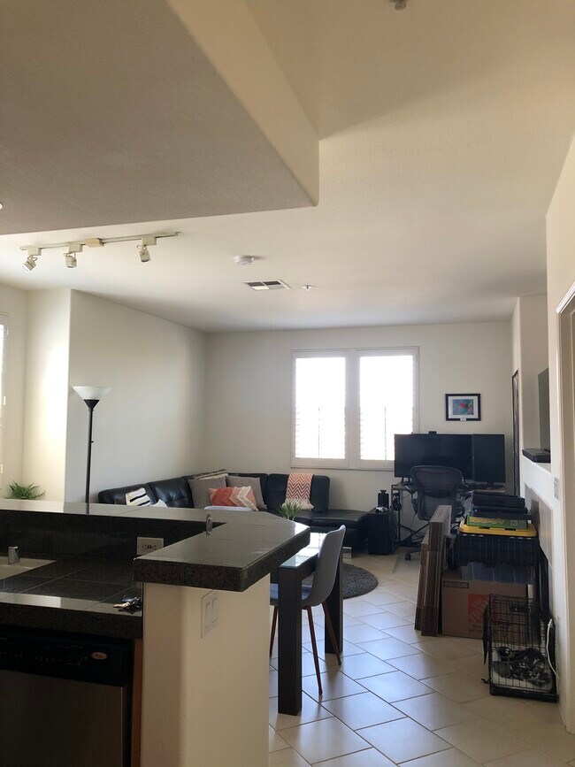 Living Room - 13075 Pacific Promenade