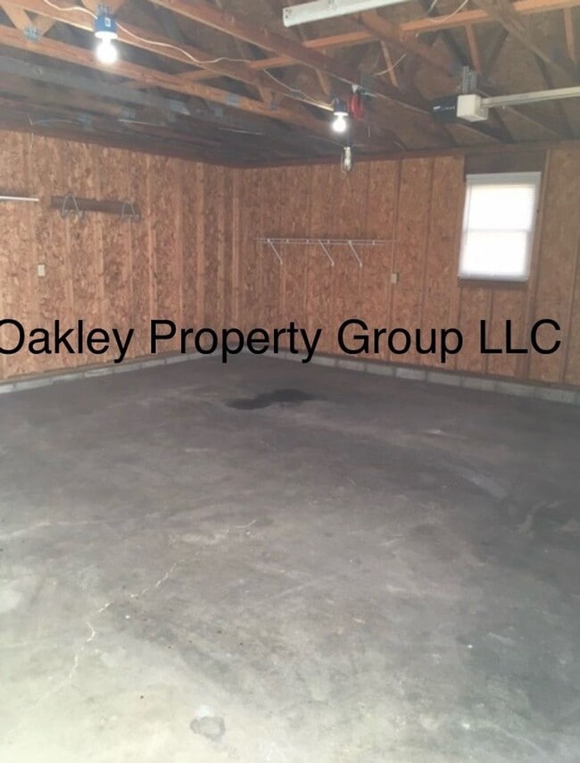 Building Photo - 1304 Wrenn Ct