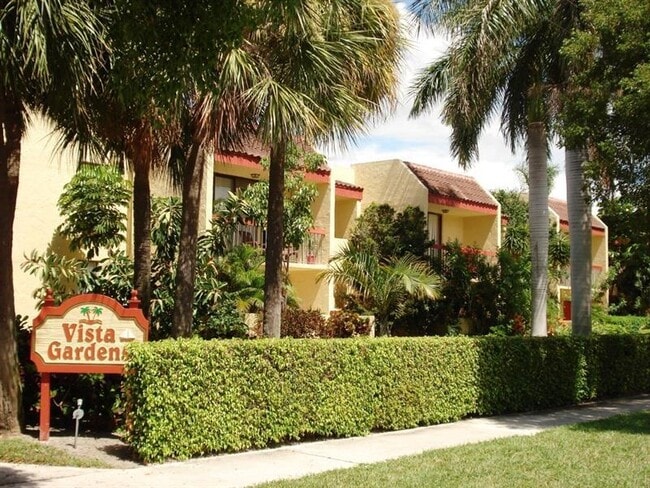 Building Photo - 743 SE 1st Way