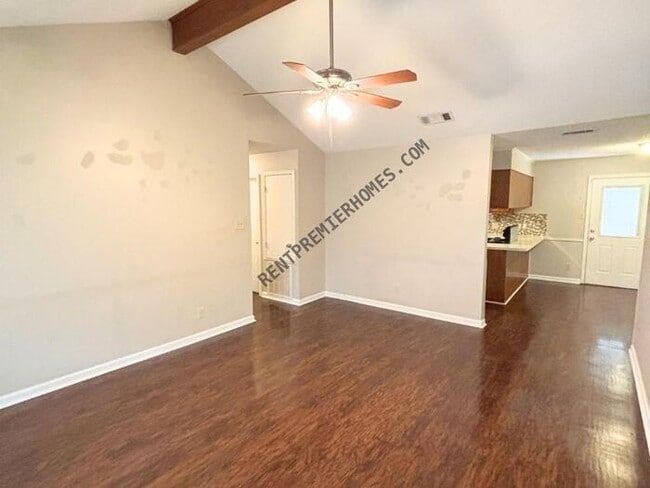 Building Photo - 238 Briarpatch Ln