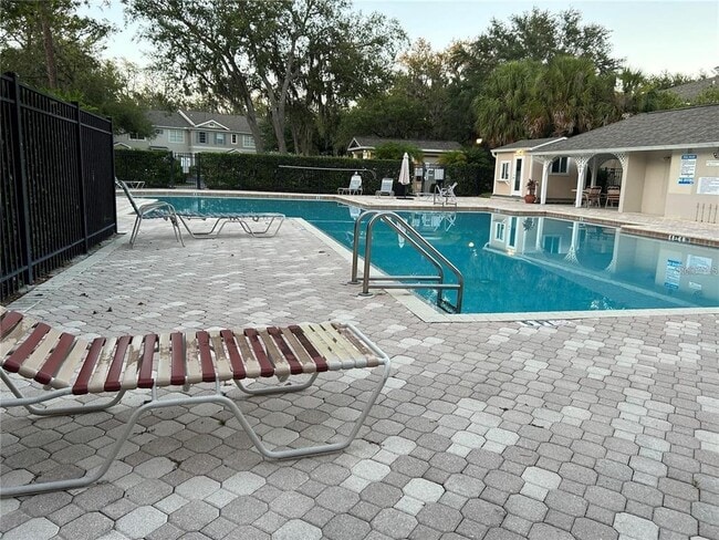 Building Photo - 5713 Fishhawk Ridge Dr