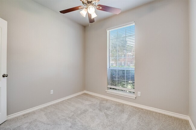 Building Photo - 4713 Portrait Ln