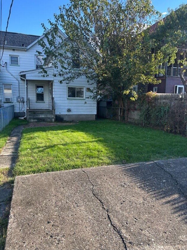 Backyard - 2226 Lincoln St